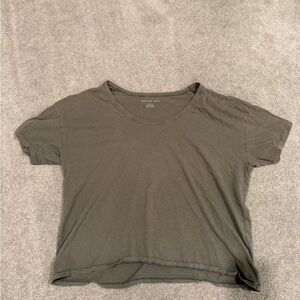 American Eagle Outfitters Women's Olive Short Sleeve Tee